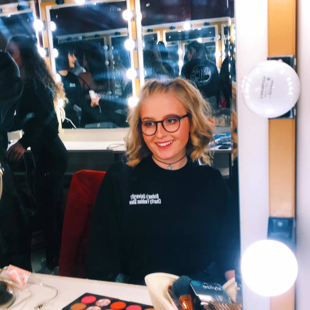 Meet your Posher, Lily